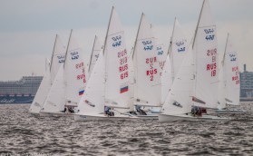 Лидируют москвичи