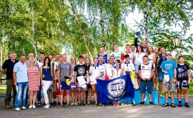 9 гонок в каждом классе