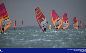 До лидеров рукой подать