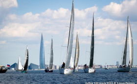 Начали с гонки до Кронштадта