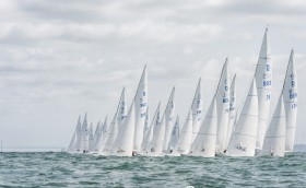 Браславец обошел Логинова