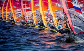 Солнечно и ветрено!