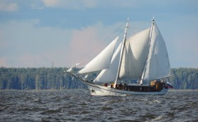 «Надежда» вернулась в Санкт-Петербург