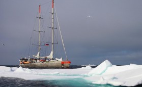 «Божественный путь» в Париже