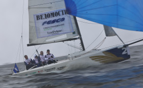 «Ведомости» на воде