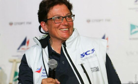 Встать, судья идет! С днем рождения, Анна Владимировна!