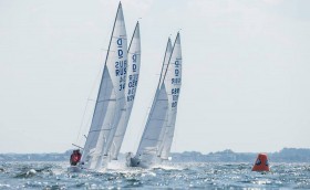 Василий Сенаторов – первый