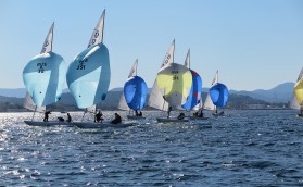 Василий Сенаторов  - первый