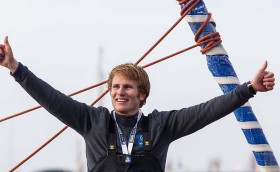 MACIF доверен Габару