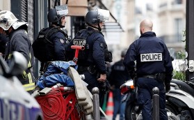 Обвиняется в контрабанде наркотиков