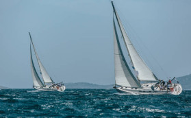 Длина одинаковая, а ход разный