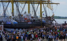 «Крузенштерн» идет домой