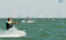 Яхтсмены поддержали мост