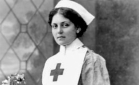 Непотопляемая дама