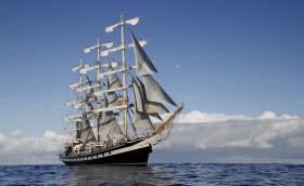 Большим парусам - большие плавания