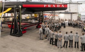 Luna Rossa закупает медоборудование