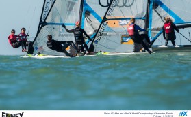 Во втором эшелоне