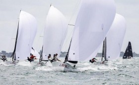 Болеем за «Богатырей» и «Нику»!