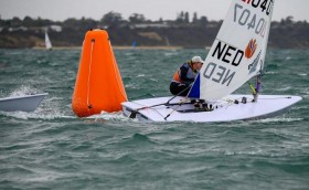 Мельбурн опять в центре внимания