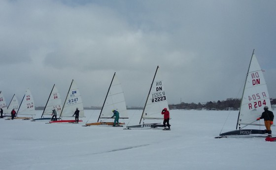 Буеристы продолжают сезон