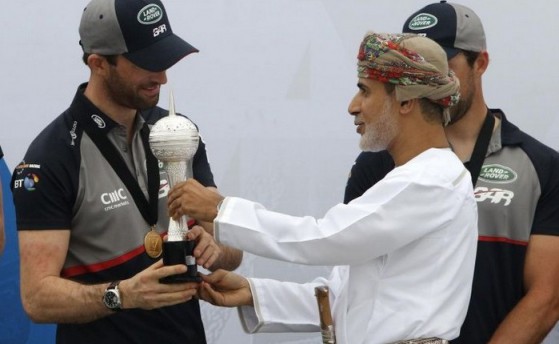 Бен Эйнсли и Land Rover BAR стали первыми в Омане