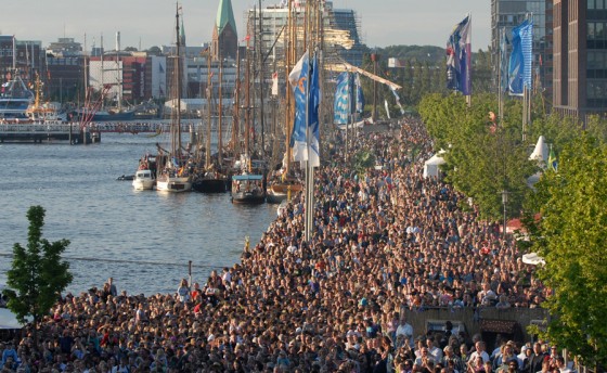 Кильскую неделю перенесли на сентябрь