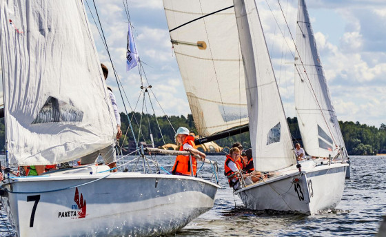 Приключения под парусом в «Бухте Приключений»