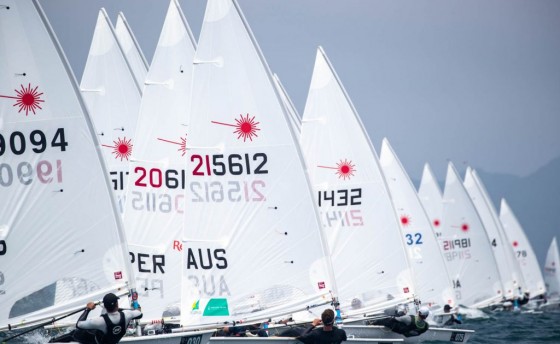 Борьба за лицензии: Комиссаров пока второй