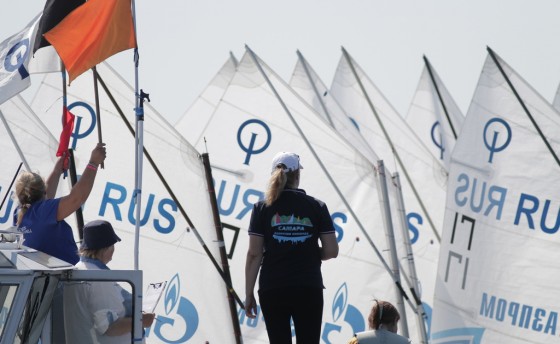 В третий раз подряд