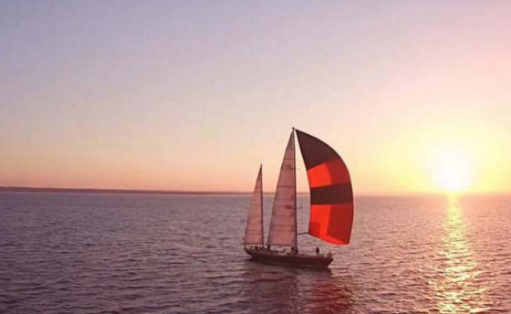 Pen Duick VI - снова в плавании