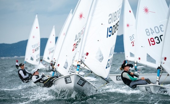 Турчанка? Финка? Голландка?