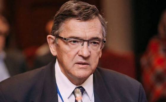 "Готов со всеми встретиться и обсудить будущее"