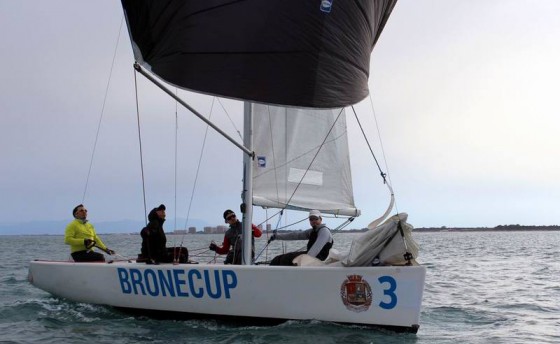 «Ника» - в тройке