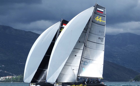 «Еще половина регаты впереди!»