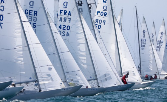 По кочкам, по кочкам