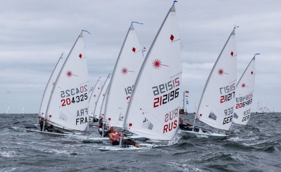 Приходит время решающих гонок