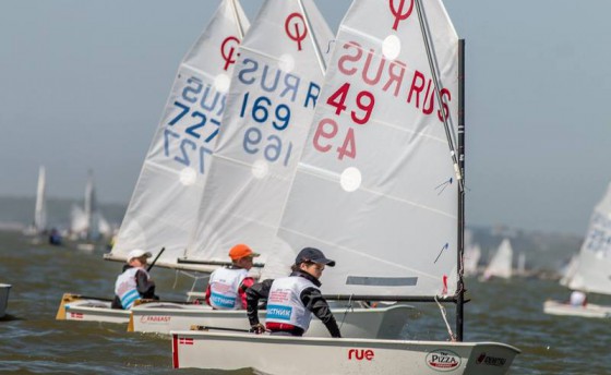 435 участников!