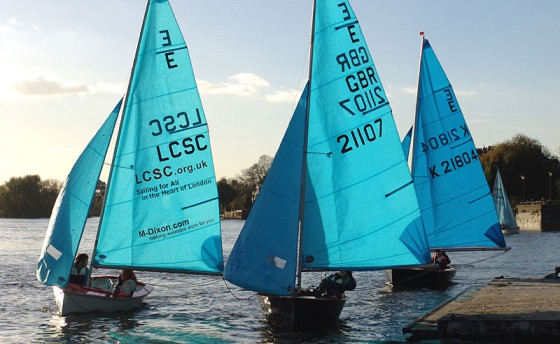 Парламентарии сядут на динги