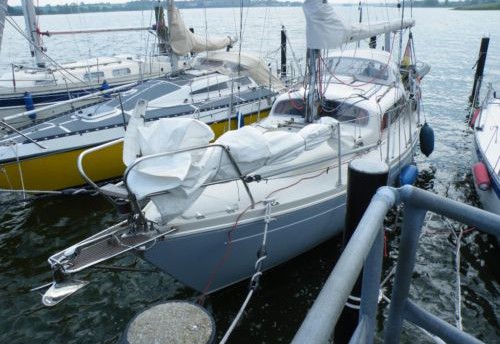 Продам яхту, дешево