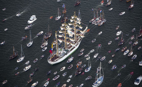 Российские парусники порадовали голландцев