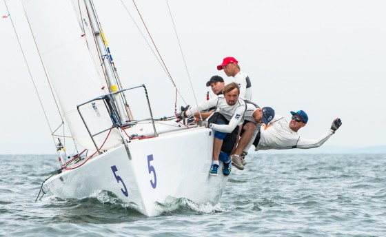 Владимир Липавский поднялся