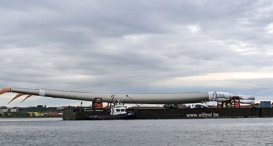 Для «Белой жемчужины» построили мачты