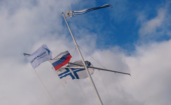 Совместно с Яхт-клубом Хельсинки