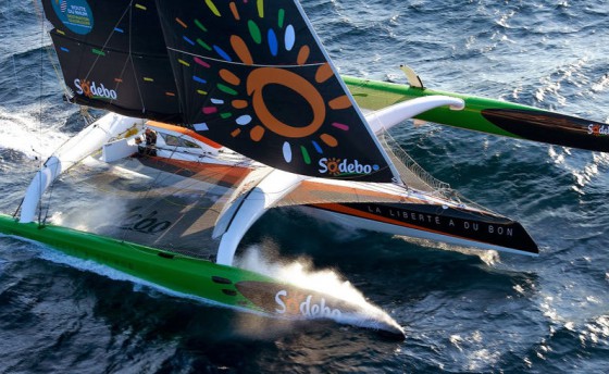 Тома Ковиль продает старый макси-тримаран и строит новый