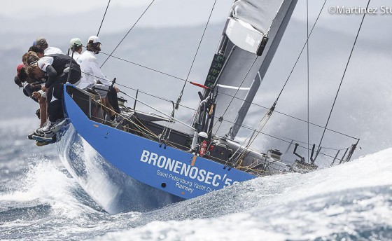 «Броненосец» - в тройке