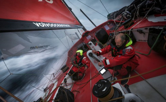 Volvo Ocean Race. Смена лидера