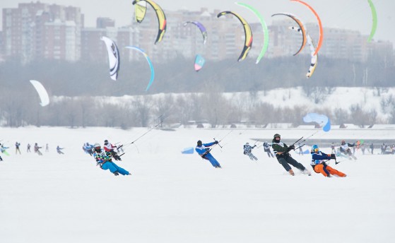 На волжском льду