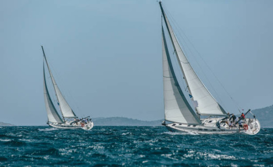 Длина одинаковая, а ход разный. Почему?