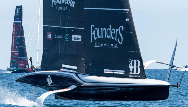 AC75 Patriot теперь собственность команды American Racing Challenger Team USA (фото - Ricardo Pinto)
