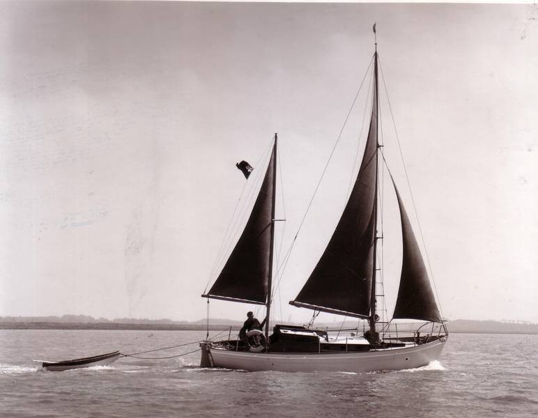 У руля яхты Peter Duck